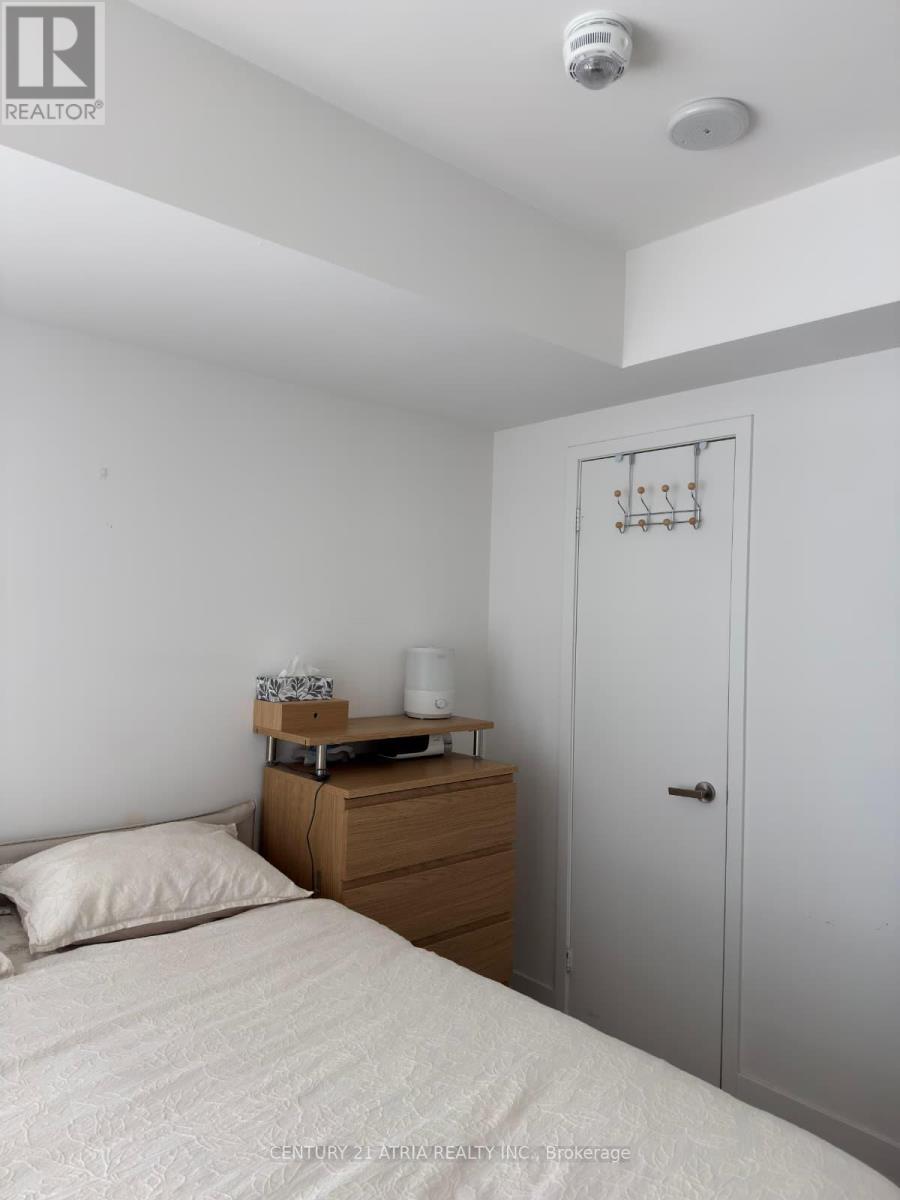 1708 - 99 Broadway Avenue, Toronto, Ontario  M4P 0E3 - Photo 10 - C12942590