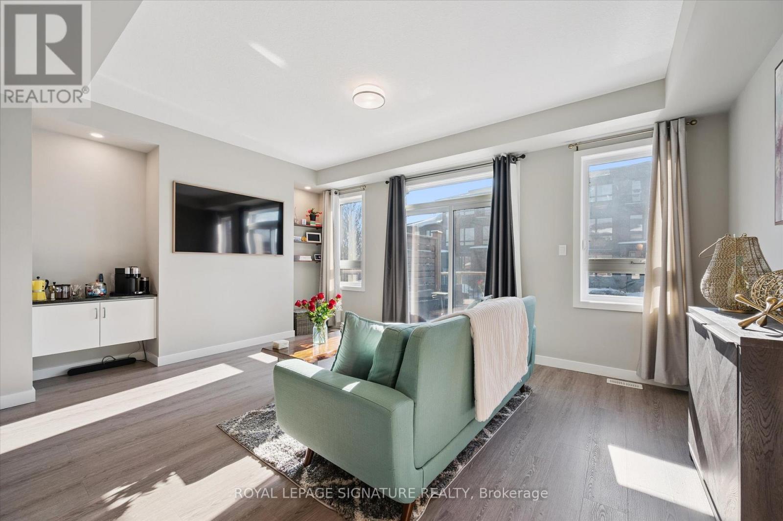 77 Beechwood Avenue, Guelph, Ontario  N1H 0B6 - Photo 8 - X12940012