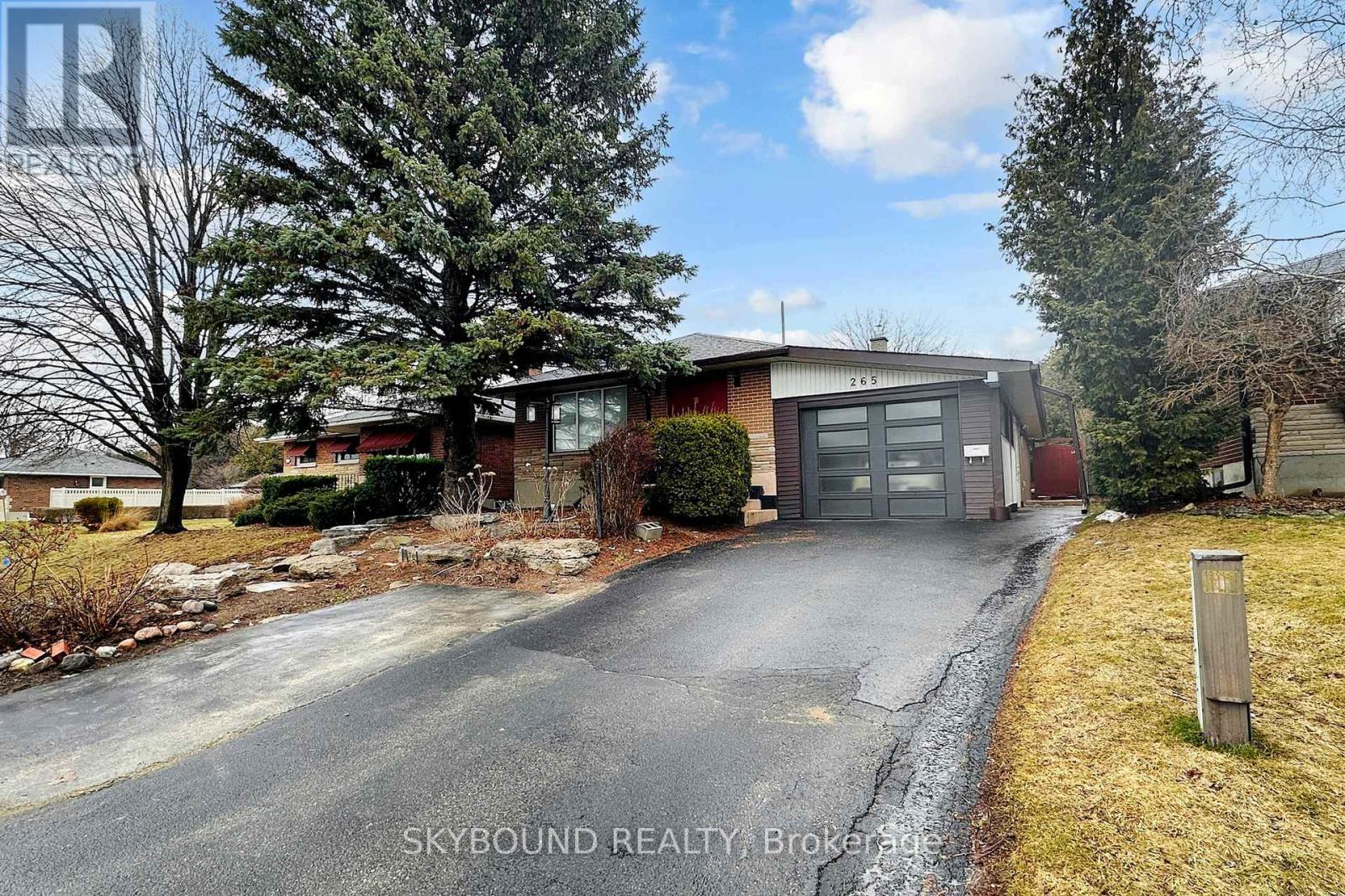 265 DOVER STREET, Oshawa, Ontario