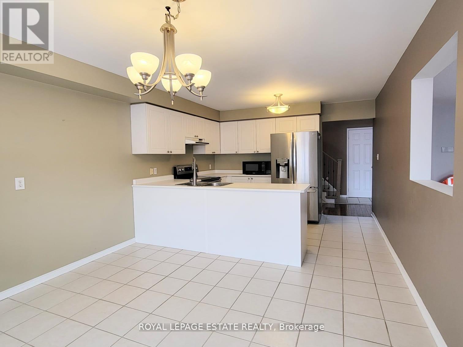 929 Glenbourne Court, Oshawa, Ontario  L1K 2P8 - Photo 6 - E12942596