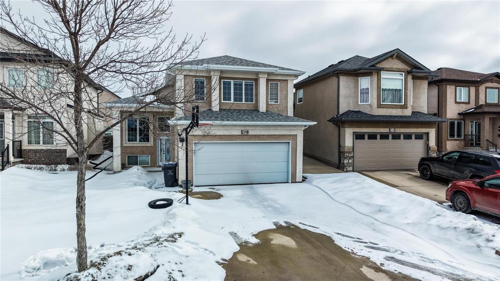 39 Silkwood Crescent, Winnipeg, Manitoba  R2P 1L1 - Photo 1 - 202605951