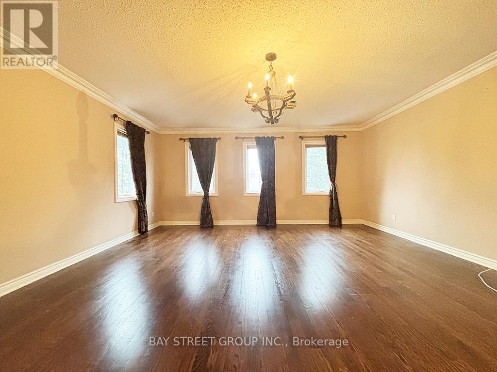 12a Ava Crescent, Richmond Hill, Ontario  L4B 2X1 - Photo 25 - N12942458