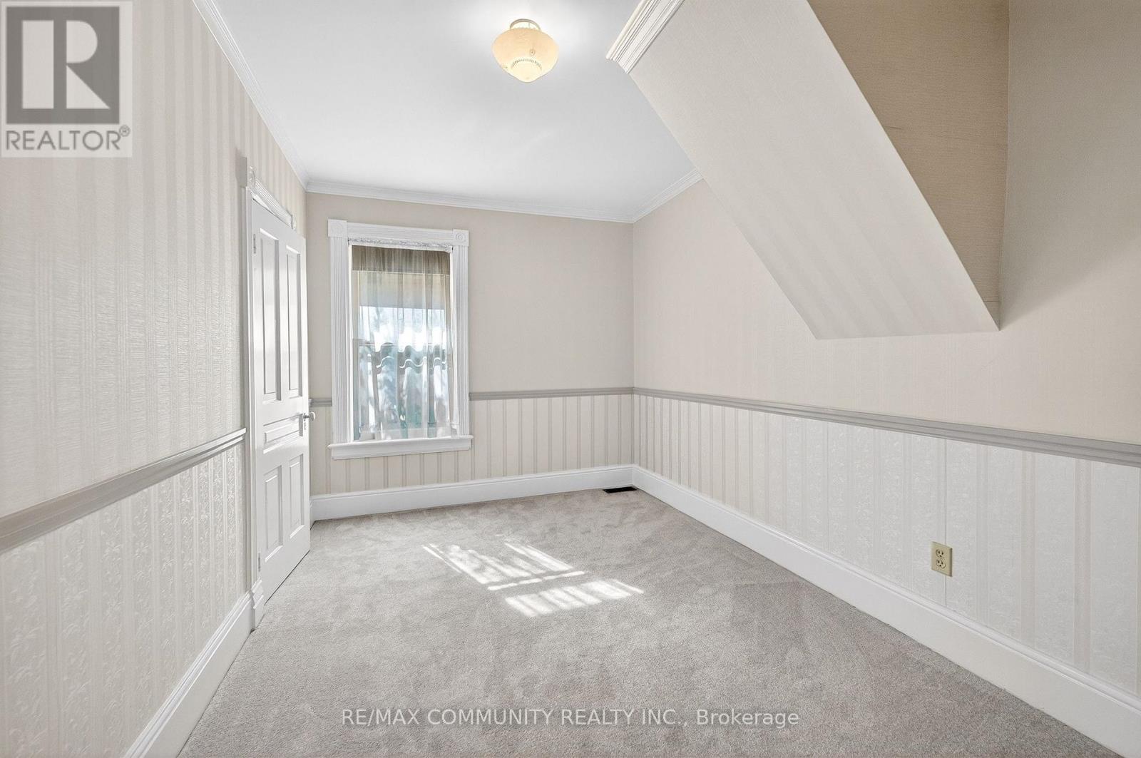 28 Queen Street, Innisfil, Ontario  L0L 1L0 - Photo 26 - N12942472