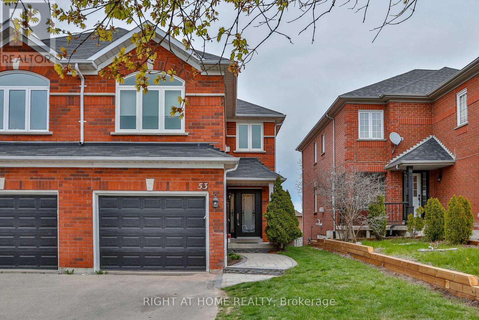 53 PRIMEAU DRIVE, Aurora, Ontario