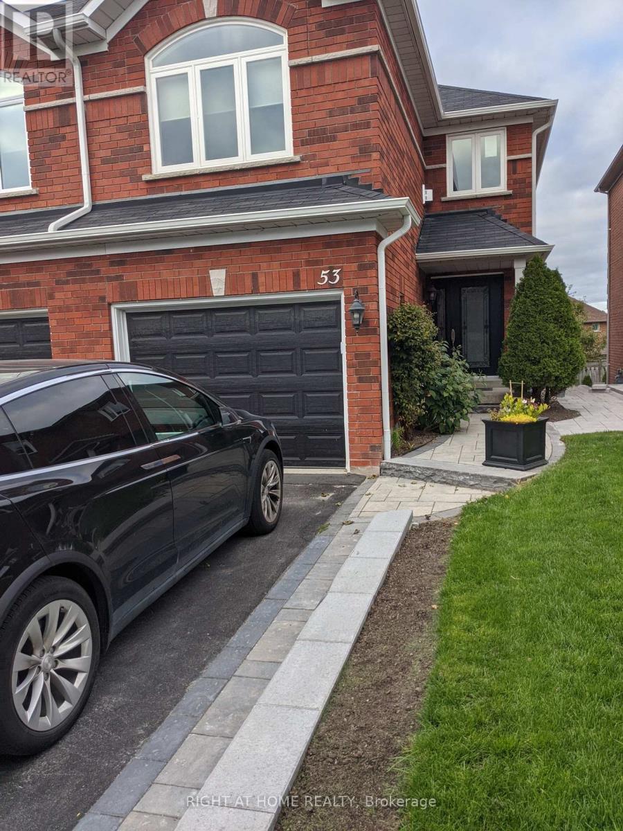 53 Primeau Drive, Aurora, Ontario  L4G 6Z3 - Photo 2 - N12942476