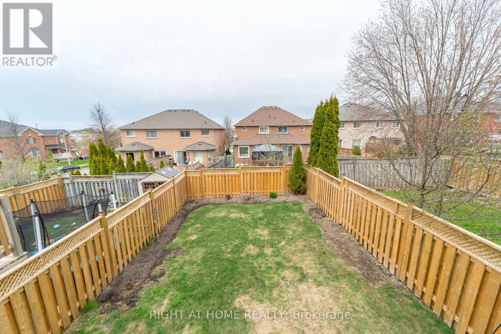 53 Primeau Drive, Aurora, Ontario  L4G 6Z3 - Photo 7 - N12942476