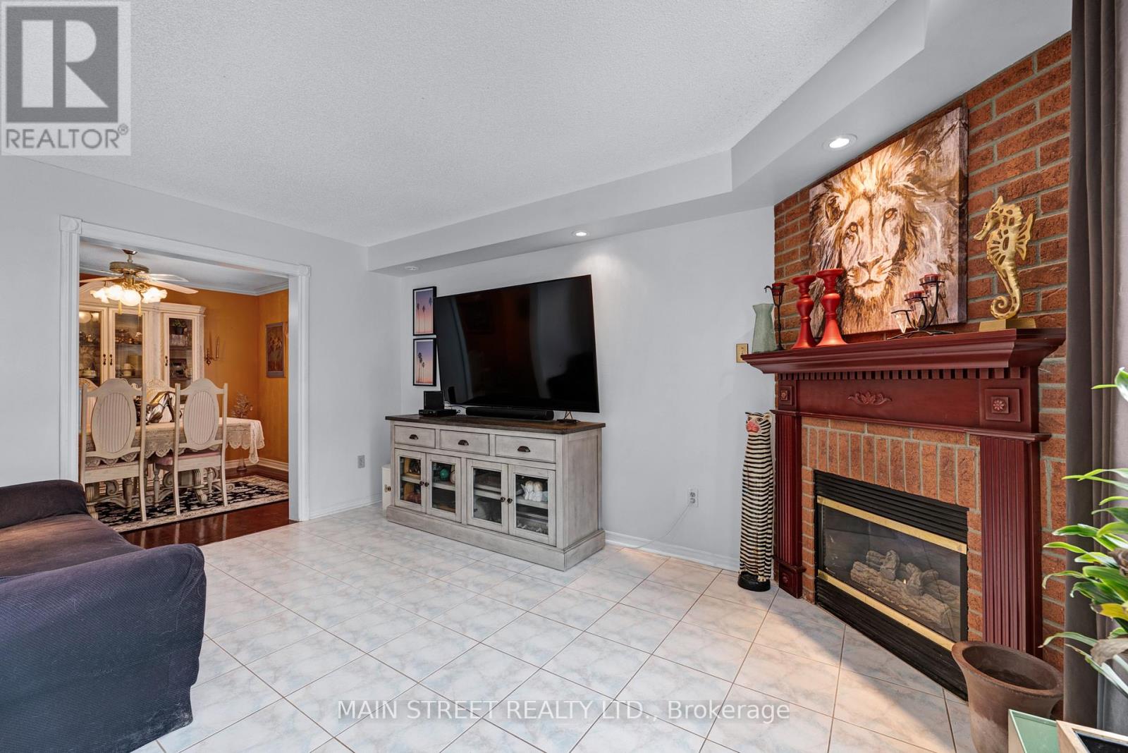 47 Kenborough Court, Markham, Ontario  L3S 3P3 - Photo 11 - N12942482