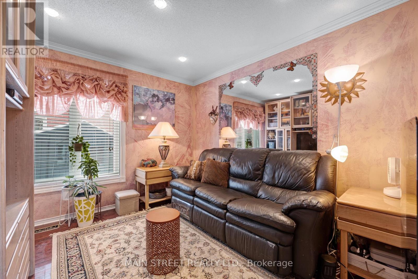 47 Kenborough Court, Markham, Ontario  L3S 3P3 - Photo 15 - N12942482