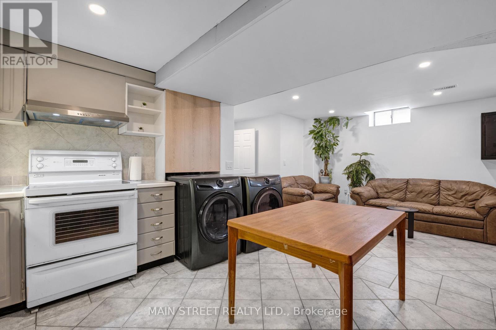 47 Kenborough Court, Markham, Ontario  L3S 3P3 - Photo 29 - N12942482