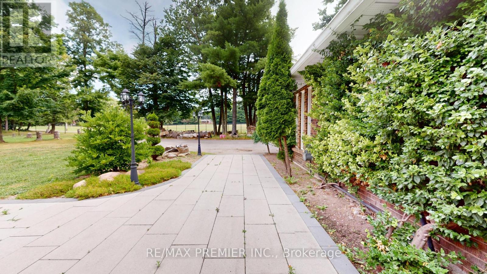 253 Morning Side Road, East Gwillimbury, Ontario  L9N 0K6 - Photo 11 - N12942508