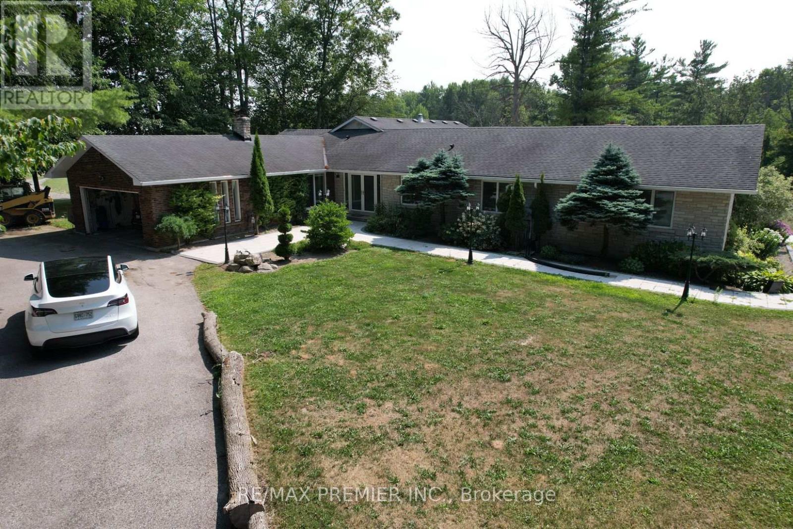 253 Morning Side Road, East Gwillimbury, Ontario  L9N 0K6 - Photo 8 - N12942508