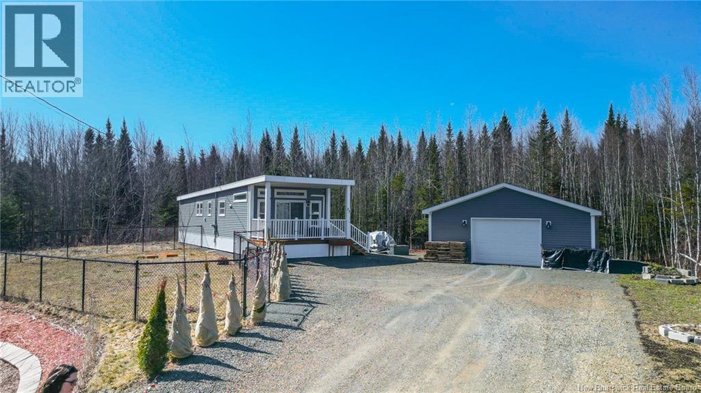 23 Roberta Street, Rusagonis, New Brunswick  E3B 0X2 - Photo 3 - NB136168