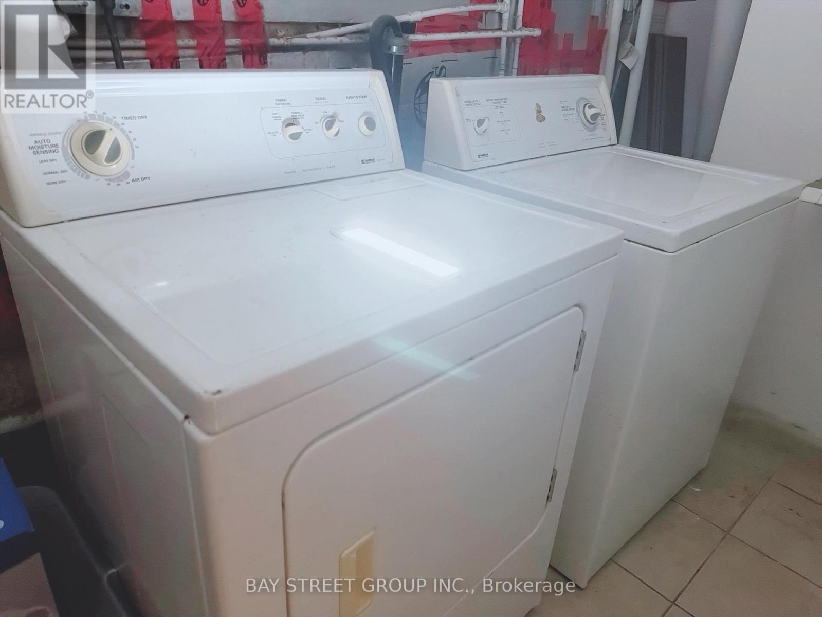 Lower - 56 Corby Crescent, Brampton, Ontario  L6Y 1H1 - Photo 17 - W12942412