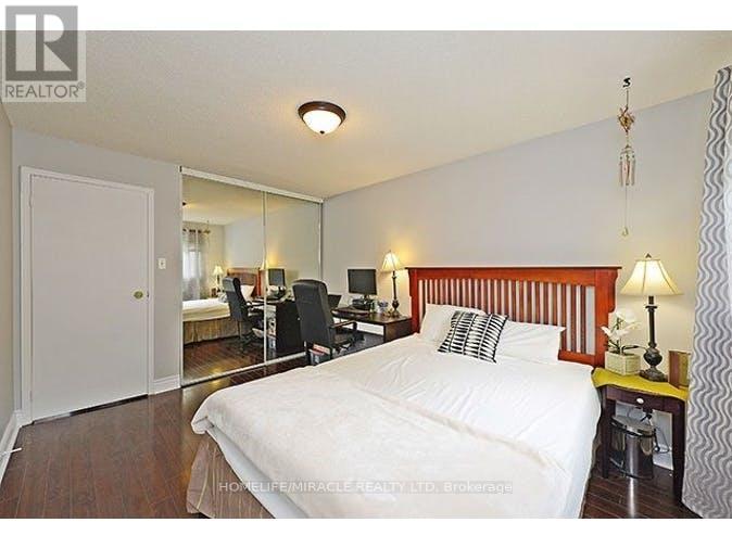 14 Nutmeg Street, Brampton (Westgate), Ontario  L6S 4A8 - Photo 17 - W12942424