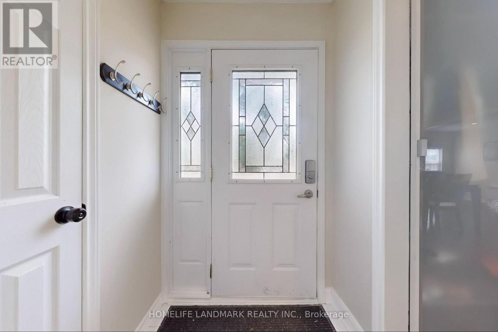 2603 Bromsgrove Road, Mississauga, Ontario  L5J 1M1 - Photo 13 - W12942428