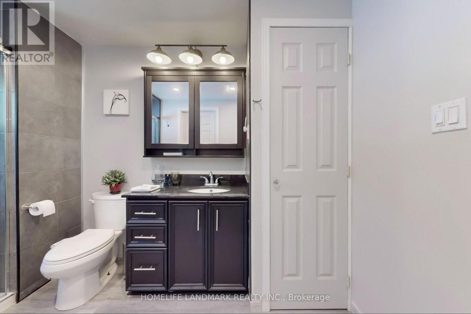 2603 Bromsgrove Road, Mississauga, Ontario  L5J 1M1 - Photo 24 - W12942428