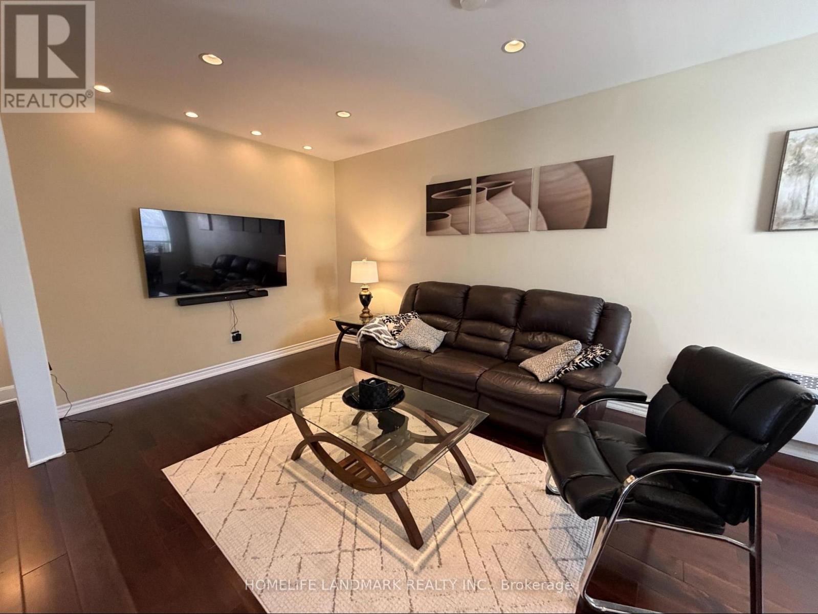 2603 Bromsgrove Road, Mississauga, Ontario  L5J 1M1 - Photo 9 - W12942428