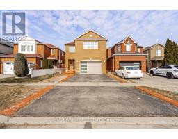 891 STONEBRIDGE AVENUE, Mississauga, Ontario