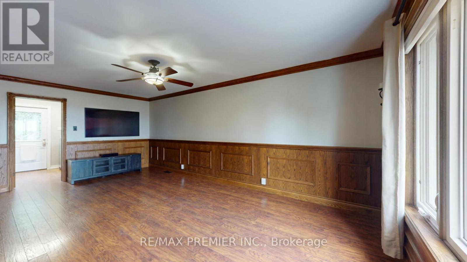 9190 Trafalgar Road, Halton Hills, Ontario  L7G 4S5 - Photo 8 - W12942514