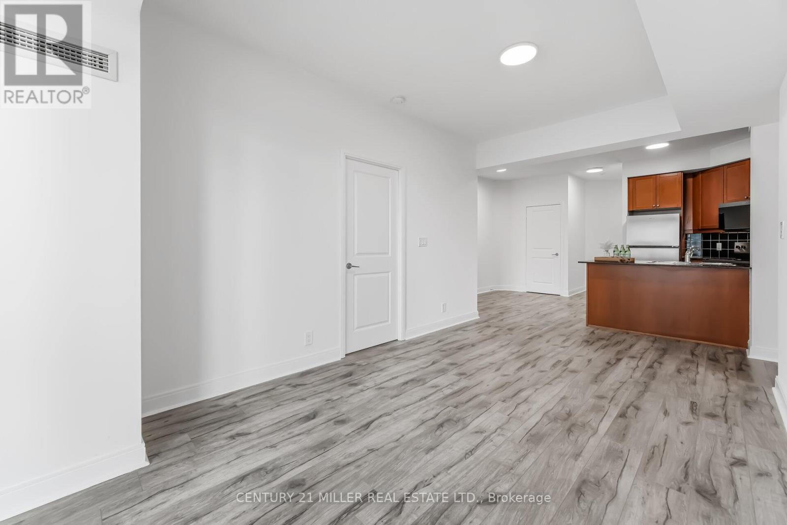 1807 - 80 Absolute Avenue, Mississauga, Ontario  L4Z 0A5 - Photo 9 - W12942530