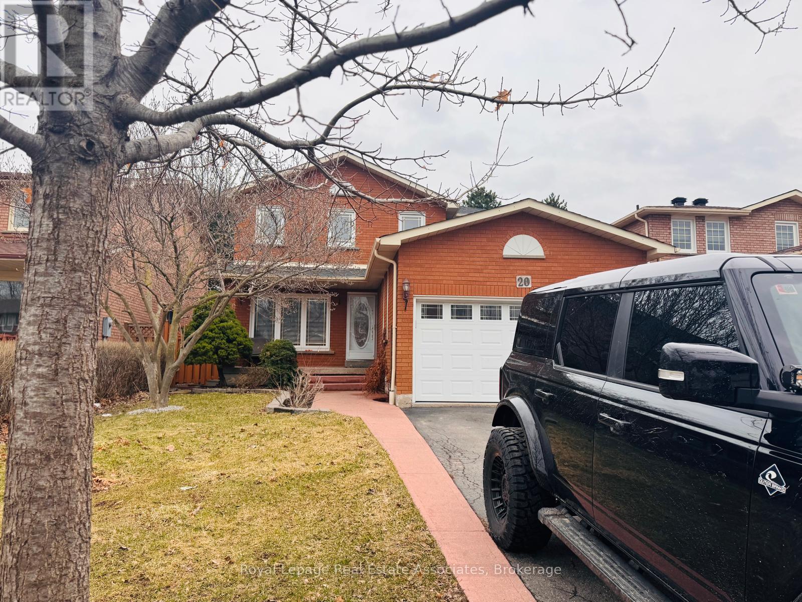 LOWER - 20 INVERARY DRIVE, Brampton, Ontario