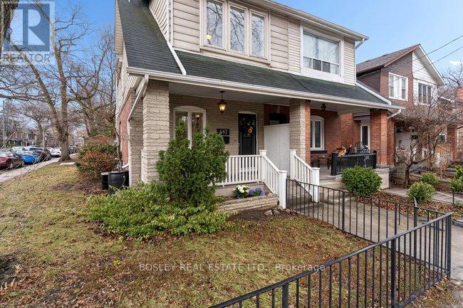 487 RUNNYMEDE ROAD, Toronto, Ontario