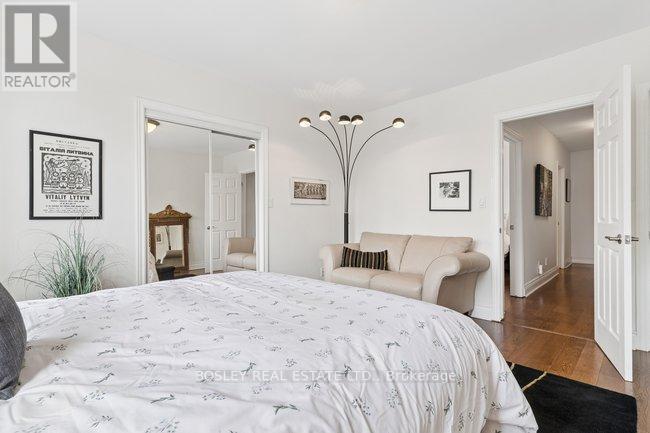 487 Runnymede Road, Toronto, Ontario  M6S 2Z4 - Photo 23 - W12942576