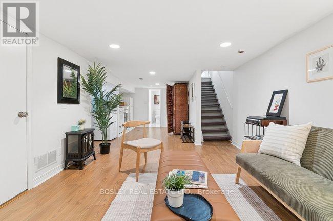 487 Runnymede Road, Toronto, Ontario  M6S 2Z4 - Photo 33 - W12942576