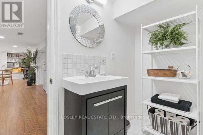 487 Runnymede Road, Toronto, Ontario  M6S 2Z4 - Photo 39 - W12942576