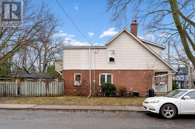 487 Runnymede Road, Toronto, Ontario  M6S 2Z4 - Photo 43 - W12942576