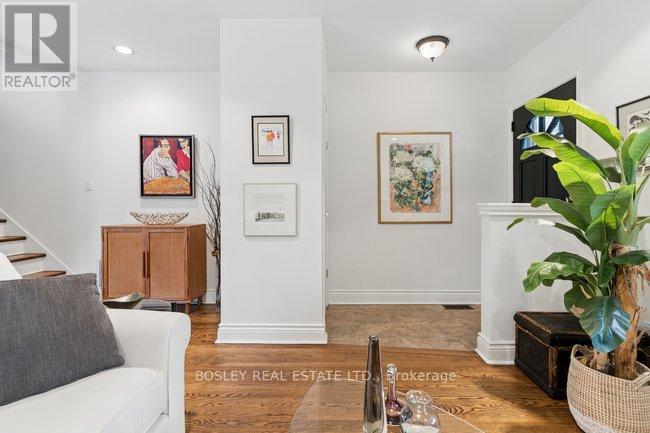 487 Runnymede Road, Toronto, Ontario  M6S 2Z4 - Photo 7 - W12942576