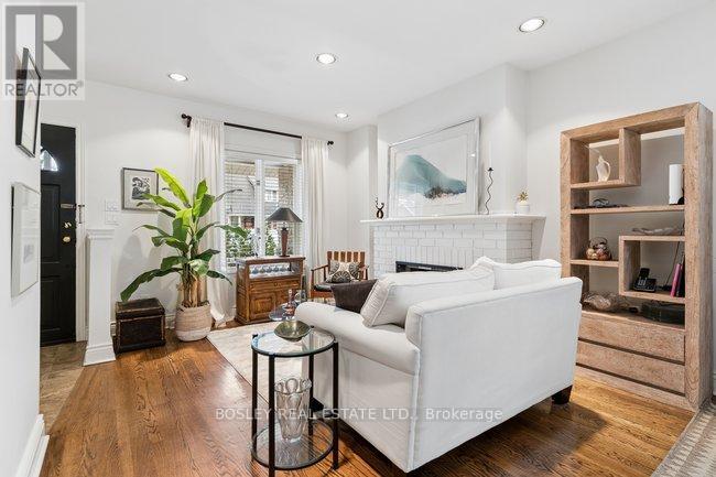 487 Runnymede Road, Toronto, Ontario  M6S 2Z4 - Photo 8 - W12942576