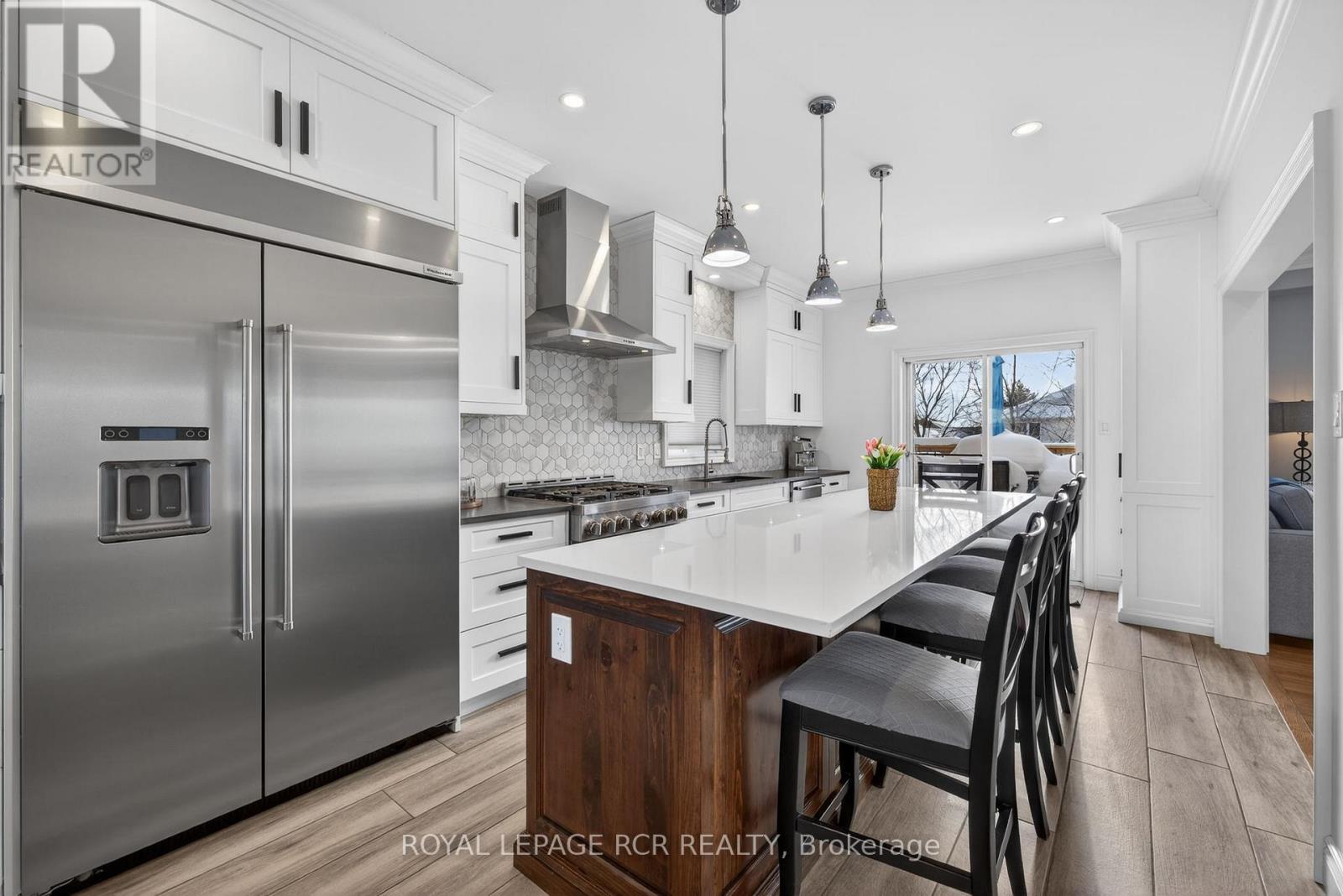 82 Spencer Avenue, Orangeville, Ontario  L9W 5H8 - Photo 4 - W12789946