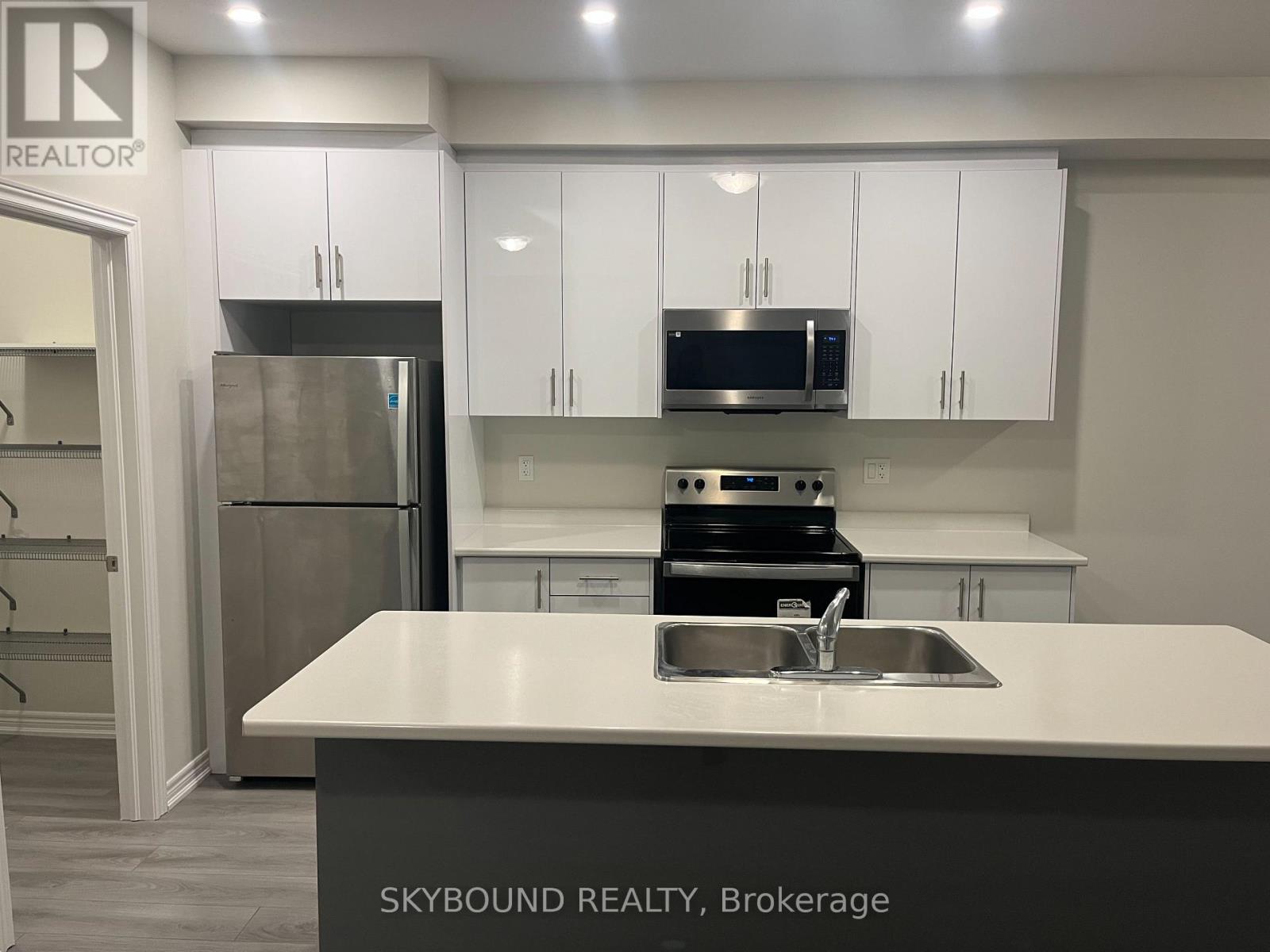 55 - 40 Zinfandel Drive, Hamilton, Ontario  L8E 0L1 - Photo 14 - X12942502