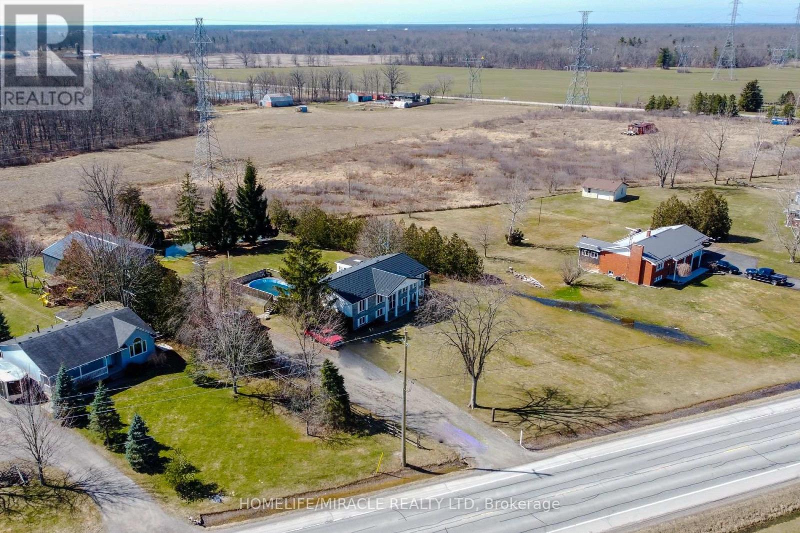 8442 Silver Street, West Lincoln, Ontario  L0R 1E0 - Photo 4 - X12942568