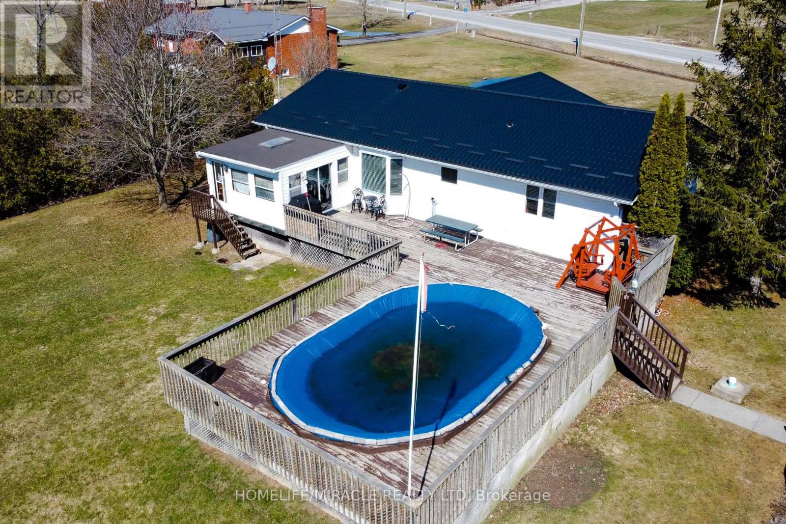 8442 Silver Street, West Lincoln, Ontario  L0R 1E0 - Photo 9 - X12942568