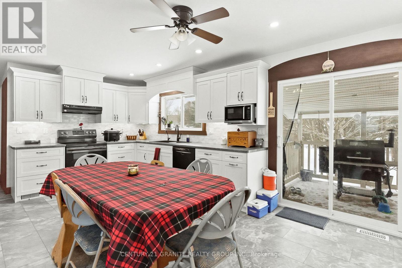 5166 Boulter Road, Carlow/mayo (Mayo Ward), Ontario  K0L 1G0 - Photo 10 - X12910888