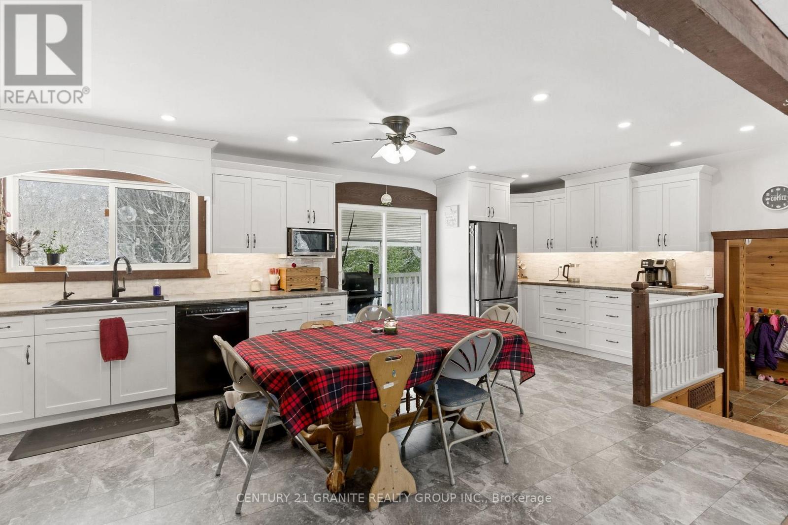 5166 Boulter Road, Carlow/mayo (Mayo Ward), Ontario  K0L 1G0 - Photo 9 - X12910888