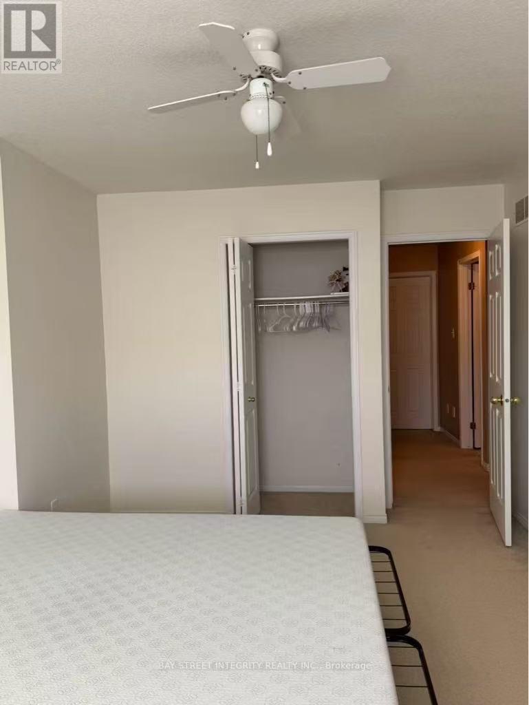 231 Dicenzo Drive, Hamilton, Ontario  L9B 2X7 - Photo 18 - X12942118