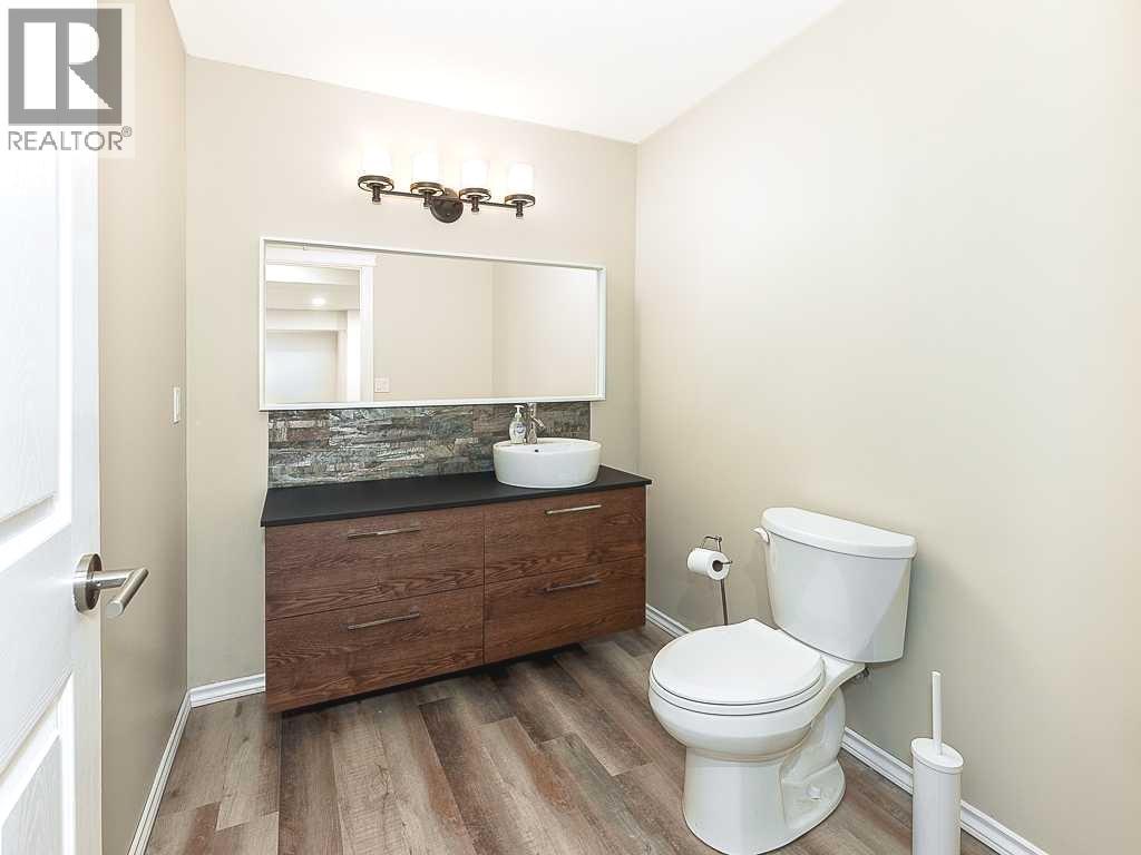 195 Royal Birkdale Crescent NW, Calgary, Alberta  T3G 5R7 - Photo 29 - A2296381