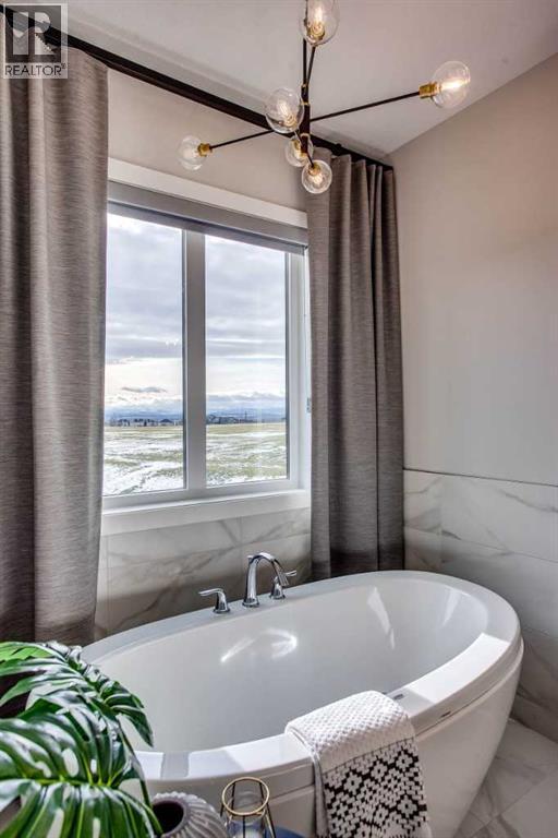 69 Rockyvale Green Nw, Calgary, Alberta  T3G 0G4 - Photo 23 - A2297820