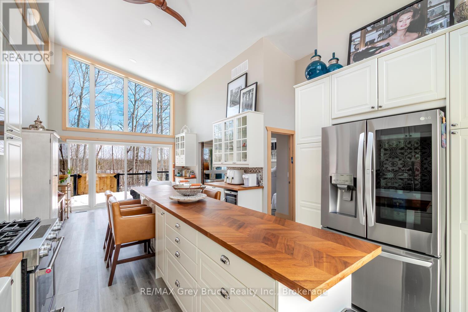 78 Maple Drive, Northern Bruce Peninsula, Ontario  N0H 1Z0 - Photo 13 - X12942618