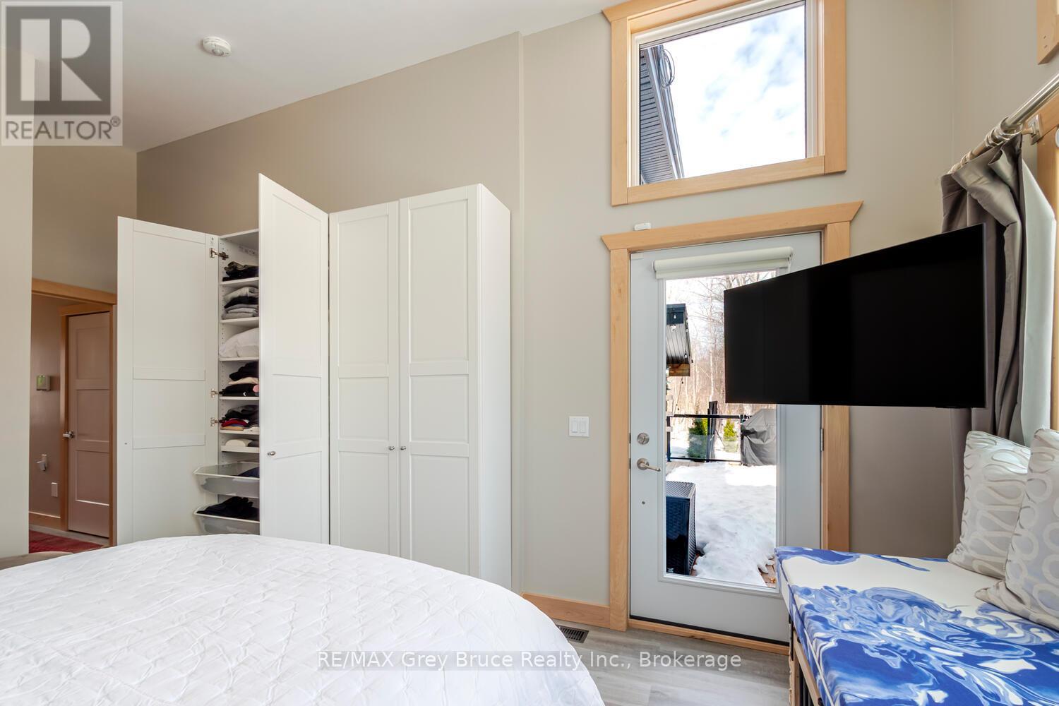 78 Maple Drive, Northern Bruce Peninsula, Ontario  N0H 1Z0 - Photo 23 - X12942618