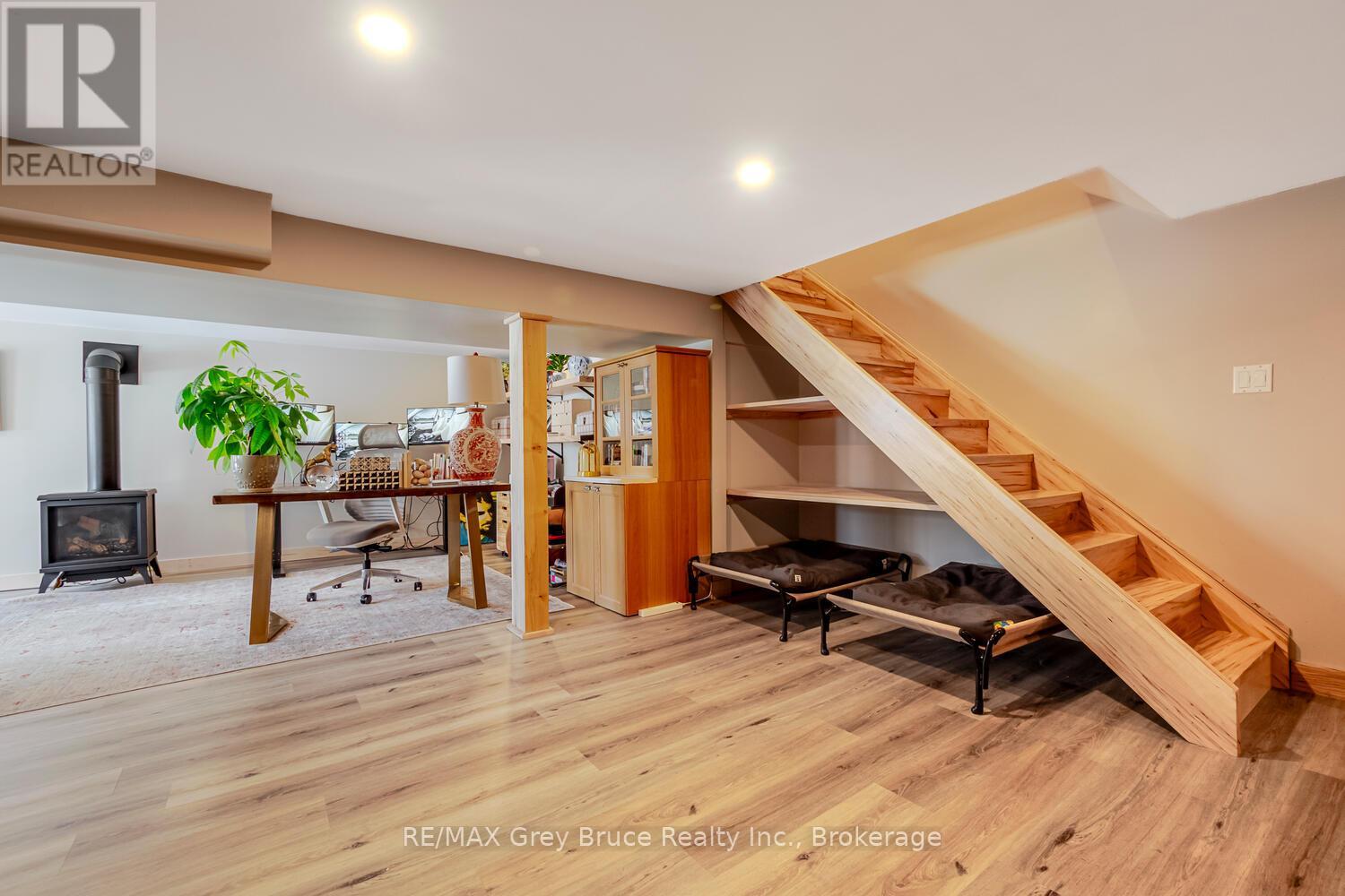 78 Maple Drive, Northern Bruce Peninsula, Ontario  N0H 1Z0 - Photo 28 - X12942618