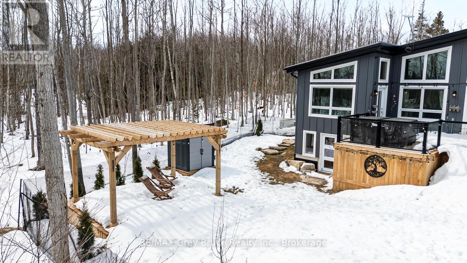 78 Maple Drive, Northern Bruce Peninsula, Ontario  N0H 1Z0 - Photo 33 - X12942618