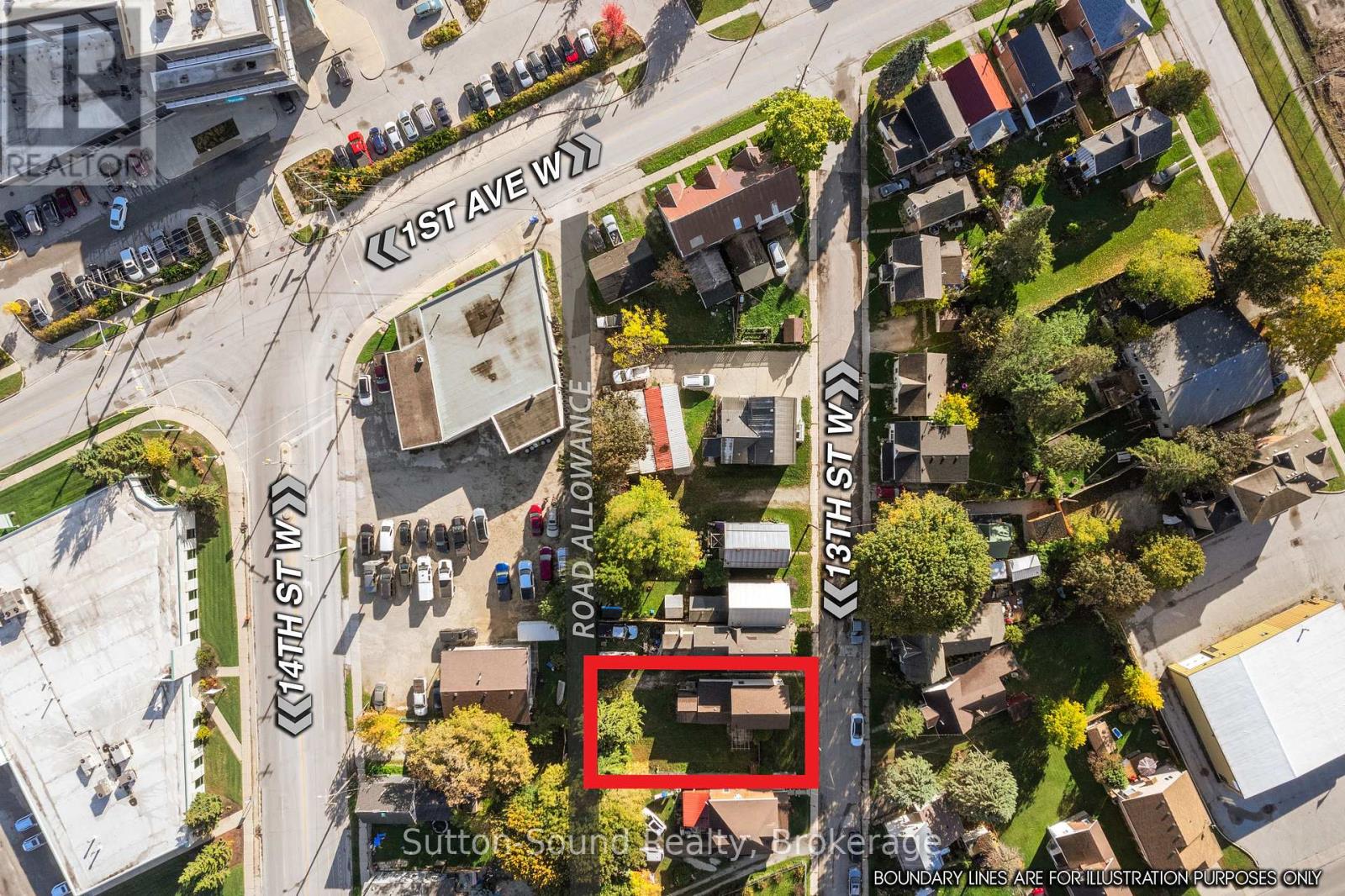 158 13th Street W, Owen Sound, Ontario  N4K 3W4 - Photo 3 - X12942640