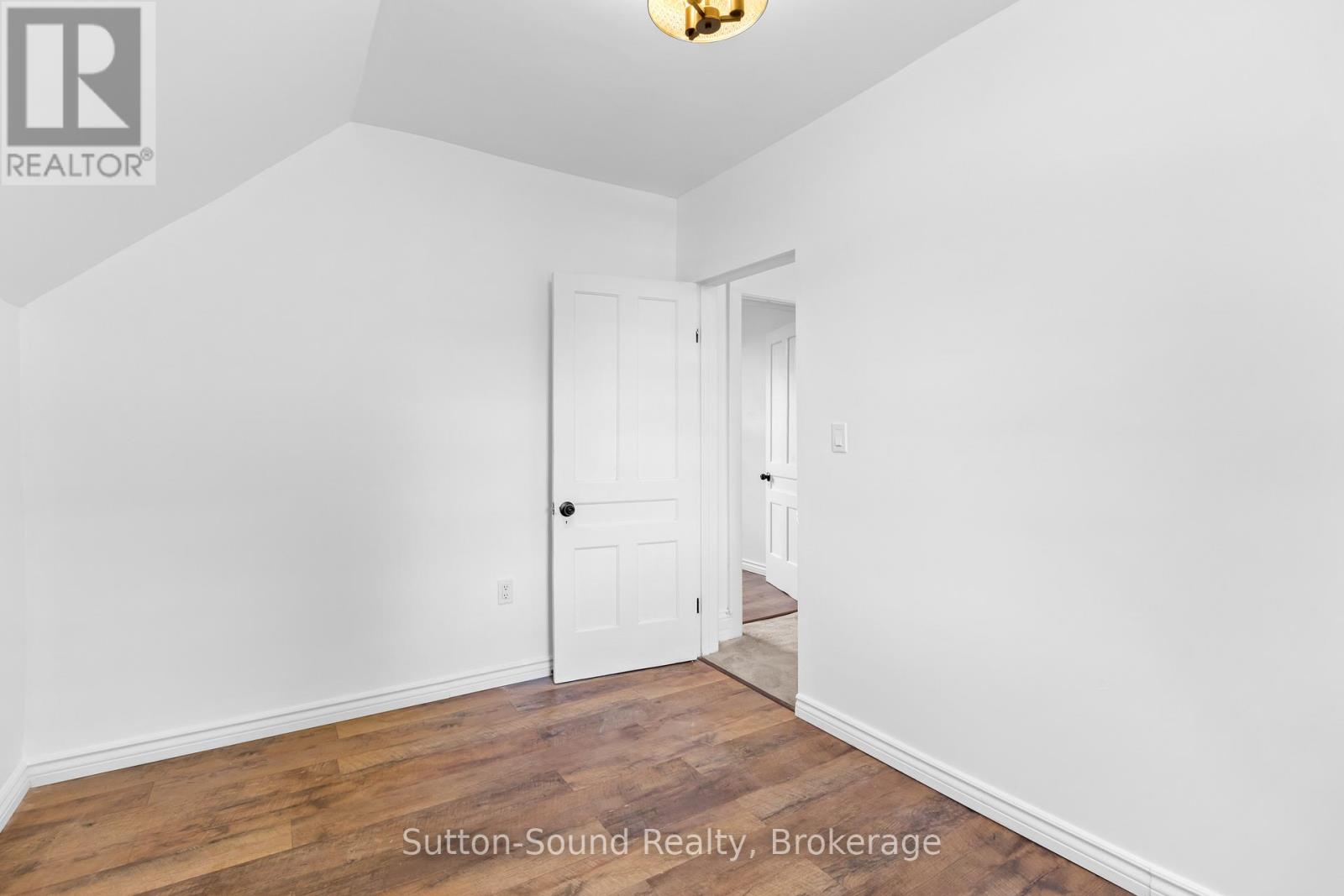 158 13th Street W, Owen Sound, Ontario  N4K 3W4 - Photo 32 - X12942640