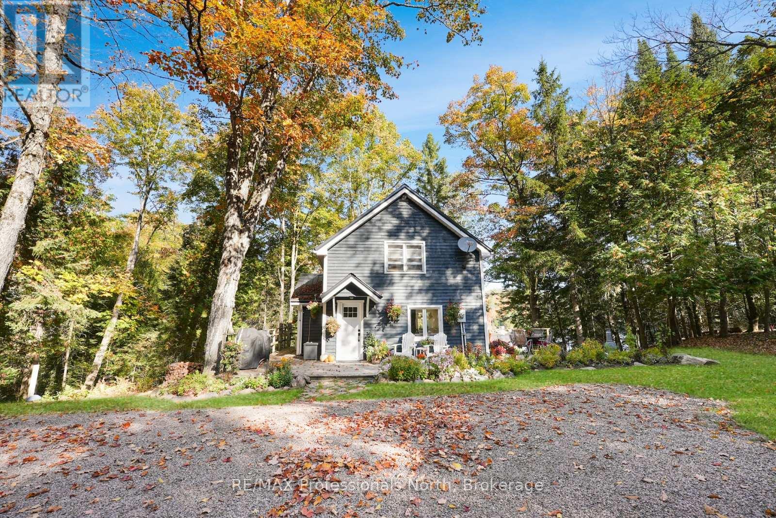 1005 Osgoode Road, Minden Hills, Ontario  K0M 2K0 - Photo 2 - X12942648