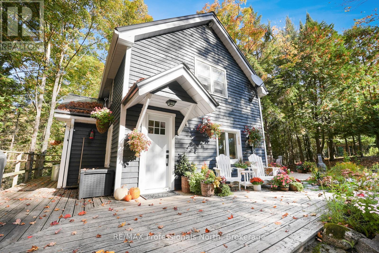 1005 Osgoode Road, Minden Hills, Ontario  K0M 2K0 - Photo 3 - X12942648