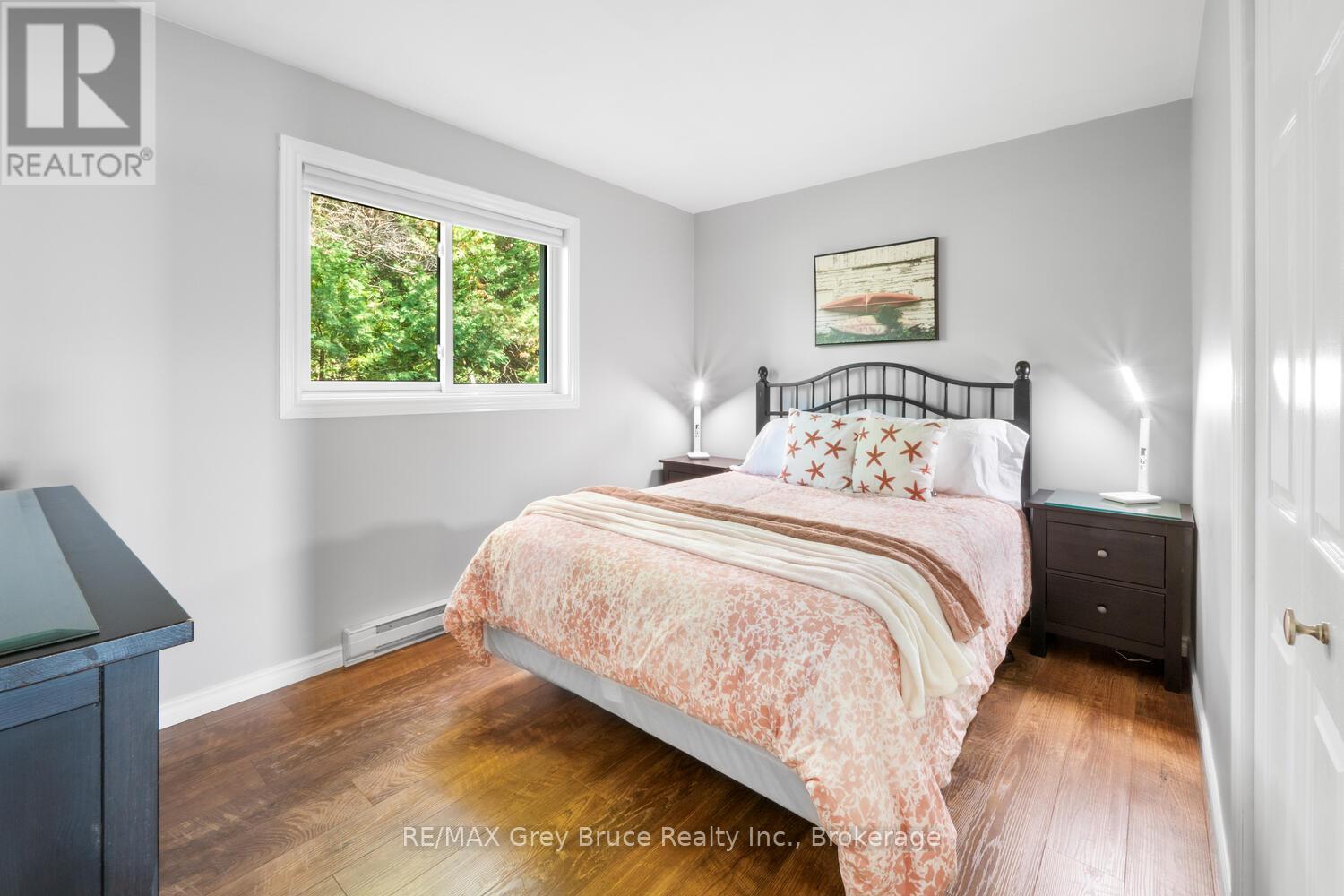 1208 Sunset Drive, South Bruce Peninsula, Ontario  N0H 2T0 - Photo 19 - X12942668